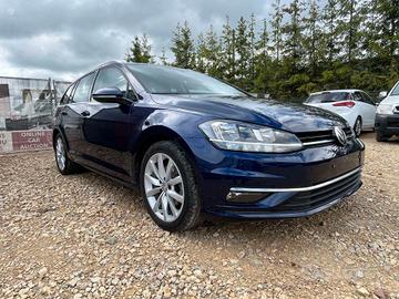 Volkswagen Golf Variant 2.0 TDI DSG 5p. Executive 
