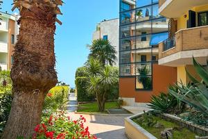 Casa vacanza con giardino a 20m dal mare a Roseto