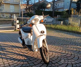 Scarabeo 50cc, omologato per 2, del 2005 