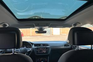 Volkswagen Tiguan 2.0 TDI 150cv SCR DSG TETTO PANO