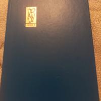 album(picchio) di 260 francobolli