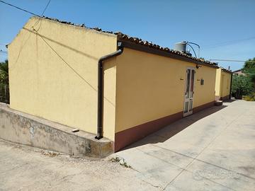 Casa singola Roccazzo con terreno