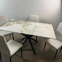 Tavolo in ceramica 150×90×H76 + 4 sedie ecopelle