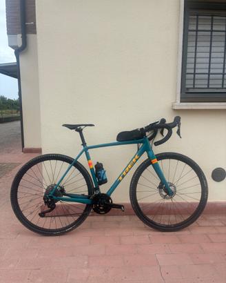 Trek checkpoint Alu