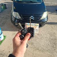Duplicazione chiave auto con telecomando 