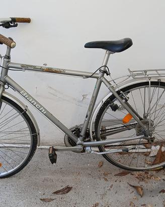 Bicicletta bianchi