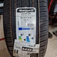 Due GOMME 245/45R20