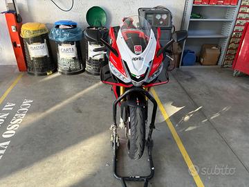 Aprilia rsv4