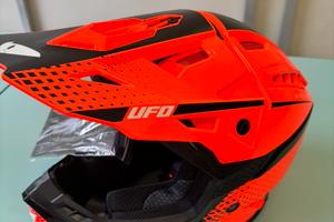 Casco motocross/enduro ufo plast nuovo “s”