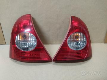 Fanale posteriore destro sinistro Renault Clio 2