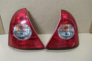 Fanale posteriore destro sinistro Renault Clio 2