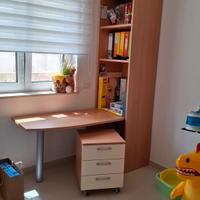 mobile libreria con scrivania