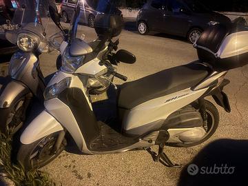 Honda sh 300