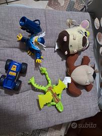 Giocattoli e peluche vari