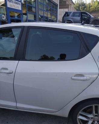 Porta posteriore sinistra SEAT IBIZA del 2011