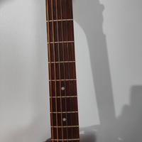 chitarra acustica Cort 