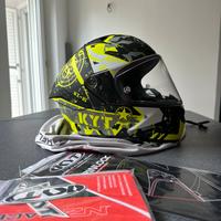 Casco KYT NZ-RACE