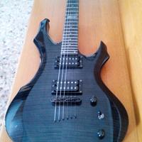 Chitarra elettrica LTD F 104