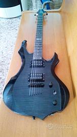 Chitarra elettrica LTD F 104