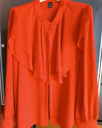 Camicetta donna colore rosso.