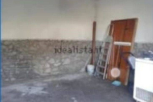 Box con serranda elettrica