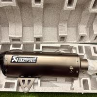 Akrapovic Slip On Line CE Titanio BMW C400X/GT