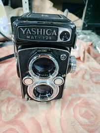 yashica mat 124