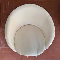 Poltrona girevole bianca modello Skruvsta