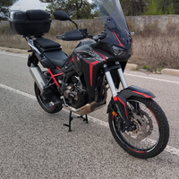 Africa Twin DCT 1100 solo 21.000 km