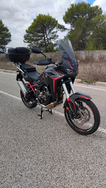 Africa Twin DCT 1100 solo 21.000 km