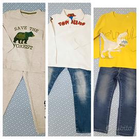 Abbigliamento bambino Stock 