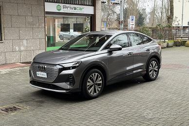 AUDI Q4 SPB 40 e-tron Business Advanced