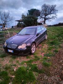 Mercedes c200 coupé 