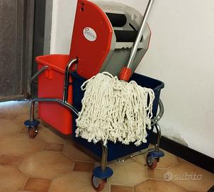 CARRELLO PULIZIE CON STRIZZATORE ELETTRICO