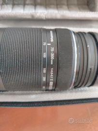 Obiettivo Olympus 75-300