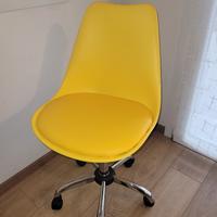 sedia con rotelle