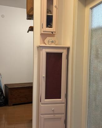 Vetrina bagno, pensile, appendi asciugamani e port