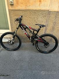 Vektor Thunder DH