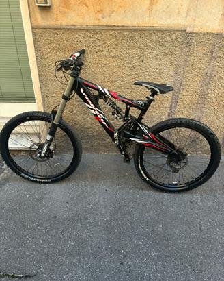 Vektor Thunder DH