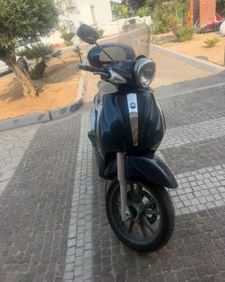 Piaggio Beverly Tourer 300