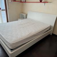 Letto matrimoniale