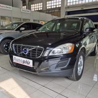 VOLVO XC60 D4 AWD Geartronic Kinetic