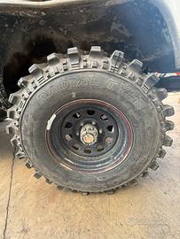 Gomme extreme 235/85 16