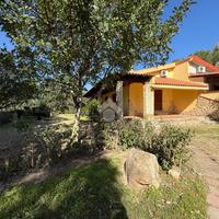 PORZIONE DI BIFAMILIARE A VILLASIMIUS