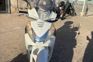 Honda SH 300 i 2 serie