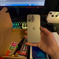 Kit vetro posteriore iphone 16 pro max