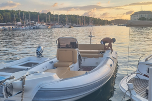 Gommone MV 7.80, con Mercruiser250cv Meraviglioso