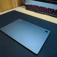SAMSUNG TAB A8