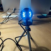 Spotlight Webcam Trust con cavalletto mini