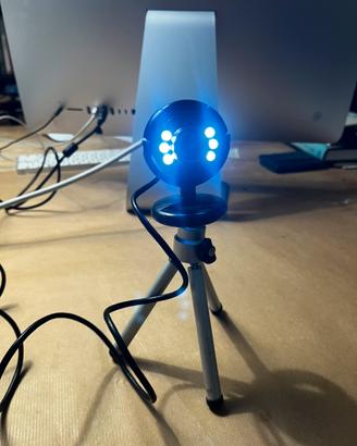 Spotlight Webcam Trust con cavalletto mini
